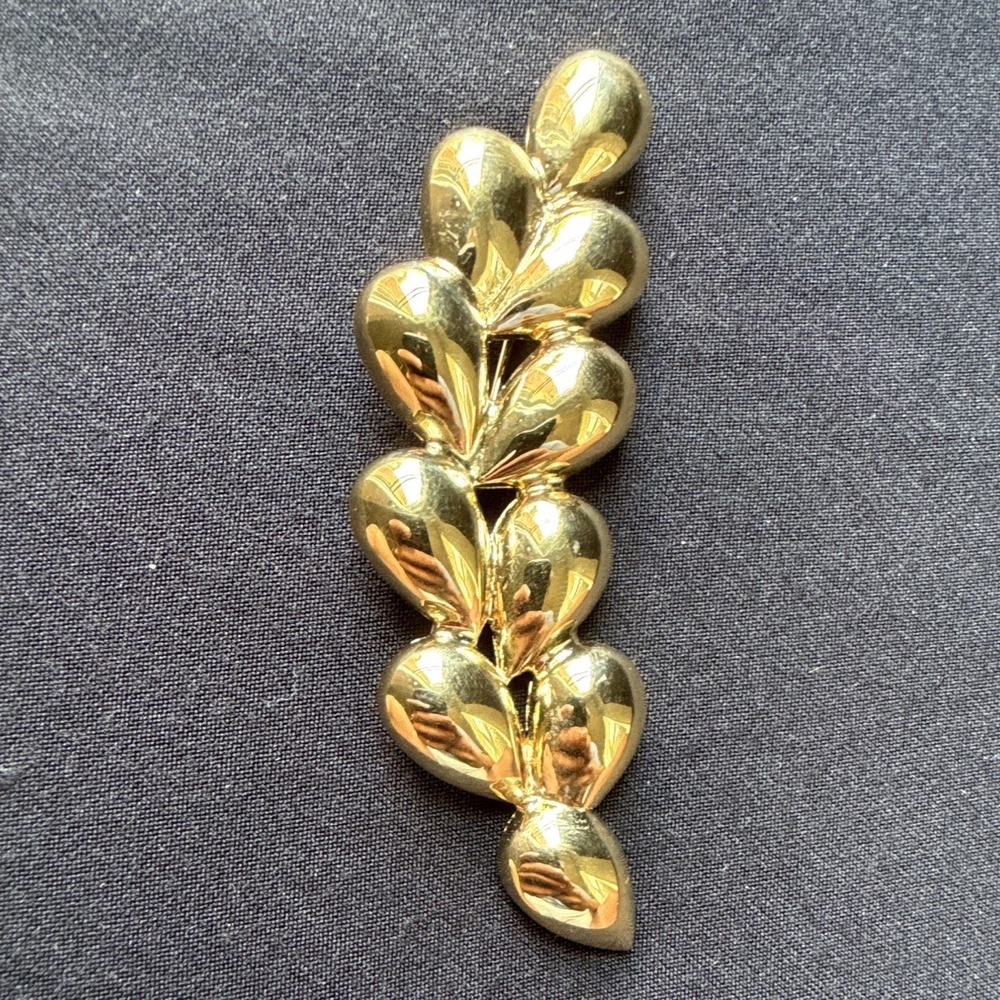 Vintage Crown Trifari Signed Gold Tone Leaf Brooch Pin